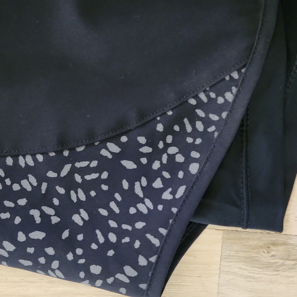 Mondetta Womens Black Gray 2 In 1 Athletic Shorts with Speckled Side Panels S - Picture 6 of 9